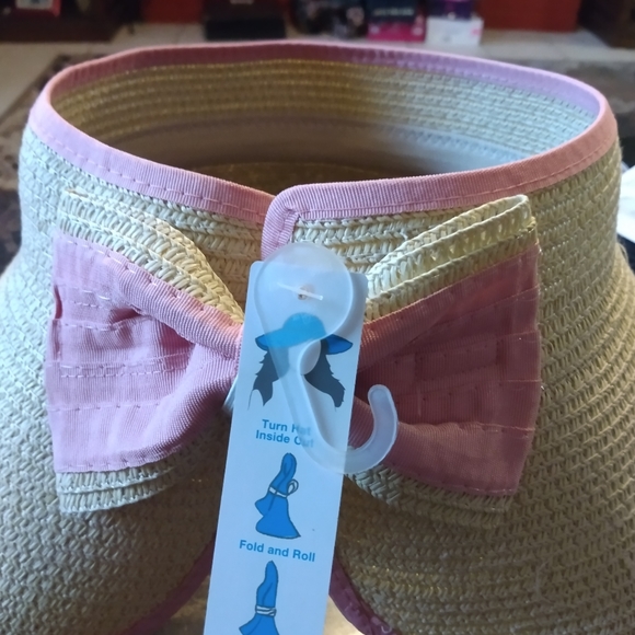 Women's Visor hats Lt pink,dk pink, black strawht $5each - Picture 6 of 13